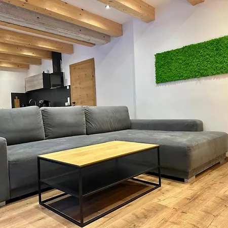 Alploft Top2 Apartment *